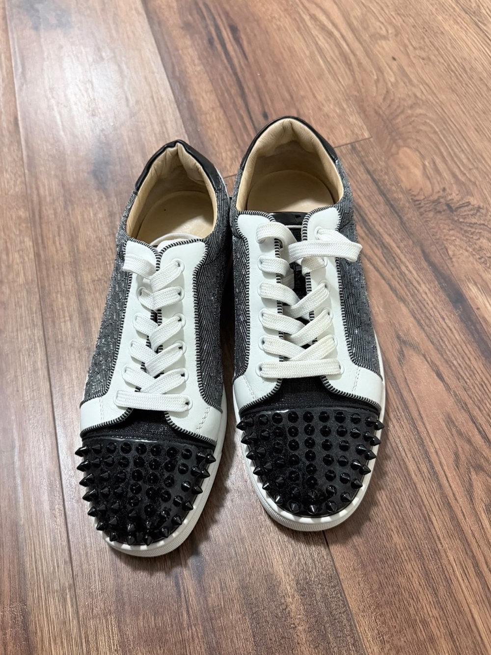 Brand New Christian Louboutin Men’s Glitter Trainers